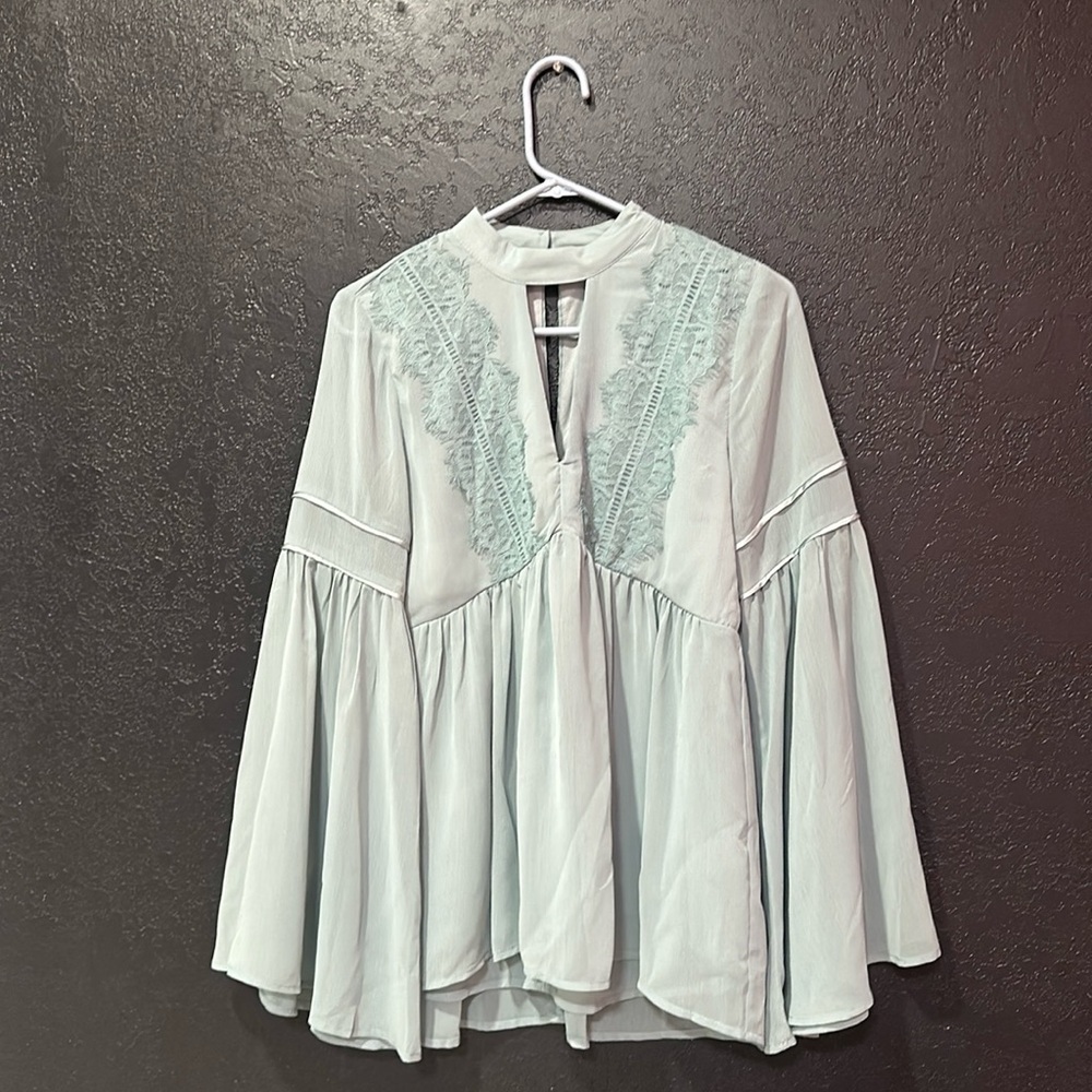 SOULMATES Turquoise Embroidered Blouse Size L